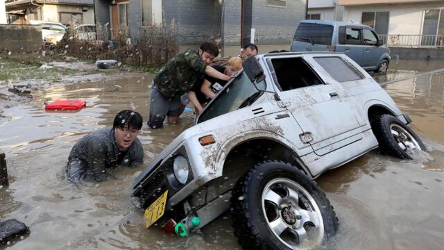 В Японии из-за наводнений пострадали 38 тысяч домов