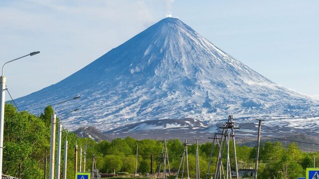 На Камчатке два туриста сорвались с вулкана
