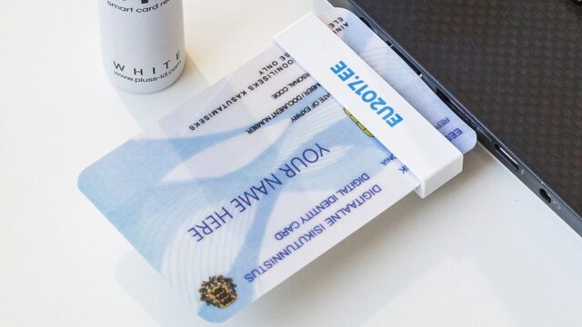 В Эстонии остановили действие 760 тысяч ID-карт из-за опасности взлома