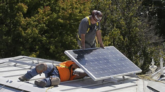 Власти Калифорнии обяжут строителей устанавливать солнечные батареи на новых домах