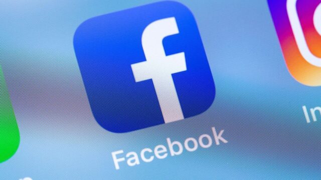 РКН пригрозил Facebook миллиардным штрафом
