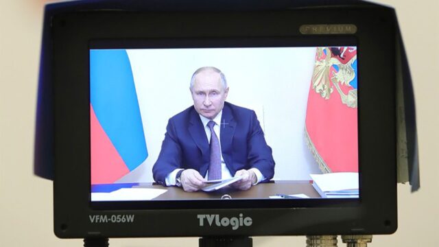 Кремль: Путин примет участие в саммите БРИКС по видеосвязи