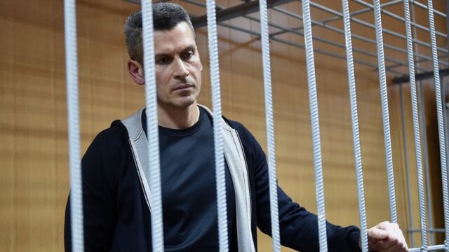 Суд в Москве арестовал счета совладельца группы «Сумма» и его брата
