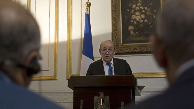 «Франция благодарит вас»: начался суд над мошенниками, которые вымогали миллионы от лица французского министра