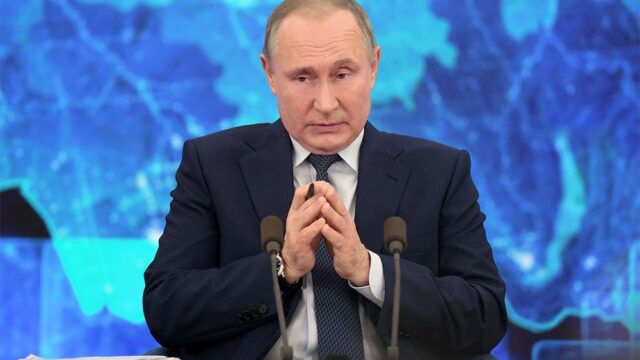 «Нужно говорить „редиска“»: Путин поблагодарил Шнурова за вопрос без мата