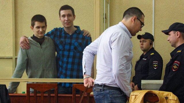 Суд в Ростове-на-Дону отказал в апелляции активистам, осужденным за попытку свержения власти