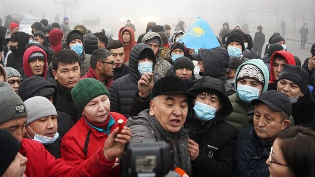 «Казахстан — это сплошное минное поле». Казахский политолог о причинах волнений в стране