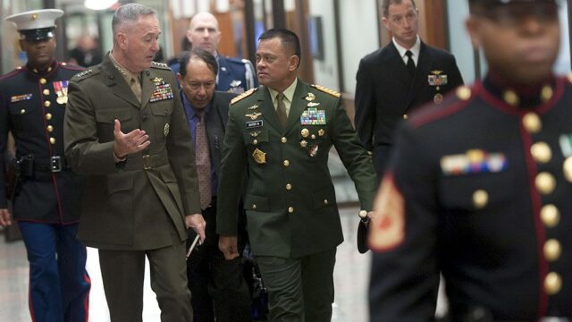 Командующего армией Индонезии не пустили в США. Американское посольство уже извинилось
