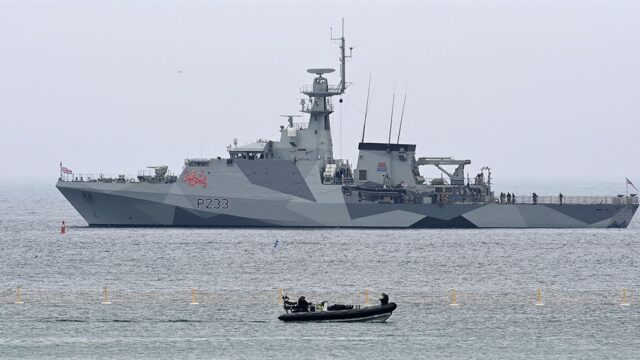 Песков оценил сообщения о заходе британских кораблей в «воды Украины»
