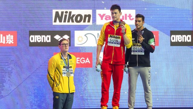 Пловец из Австралии отказался встать на пьедестал рядом с соперником из Китая, которого он годами обвинял в использовании допинга