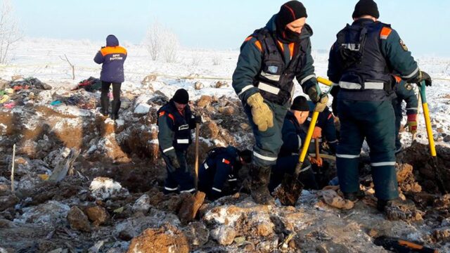 «Говорит Москва»: в Подмосковье на месте крушения Ан-148 нашли еще восемь фрагментов тел