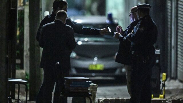 Власти Австралии заявили, что предотвратили теракт на борту самолета