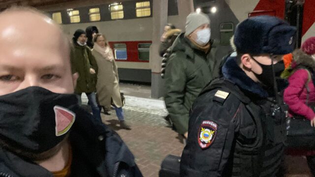В Москве задержали Киру Ярмыш и сотрудника ФБК Георгия Албурова