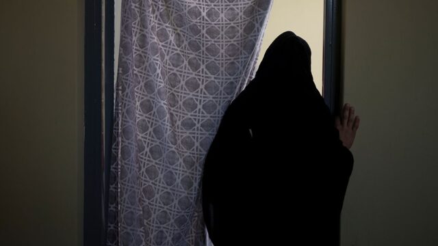 Талибы запретили женщинам сниматься в телесериалах