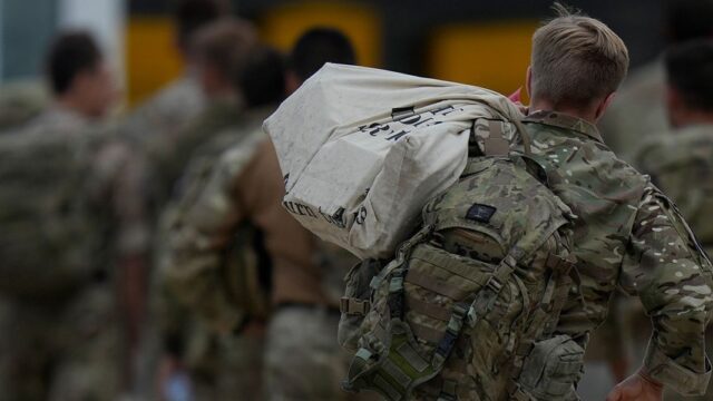 Великобритания завершила эвакуацию граждан из Афганистана