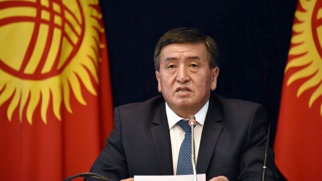 В Киргизии вступил в должность новый президент страны Сооронбай Жээнбеков
