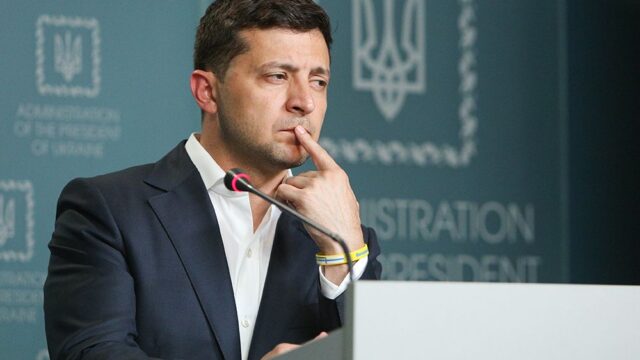 Зеленский решил упростить получение гражданства Украины для россиян, которых преследуют «по политическим убеждениям»
