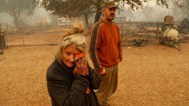 В Калифорнии жертвами лесных пожаров стали 25 человек