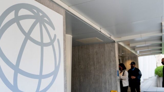Всемирный банк ожидает рекордного роста экономики после рецессии