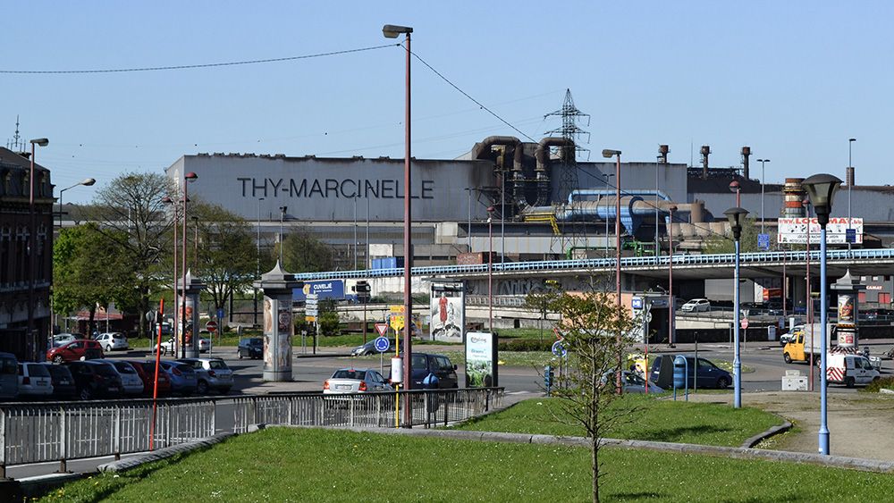 Рабочие бельгийского завода по ошибке получили бонус в €30 тысяч и теперь должны его вернуть