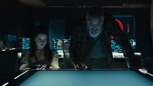 Джордж Клуни пытается спасти космонавтов от неминуемой гибели в трейлере фильма «Полночное небо»
