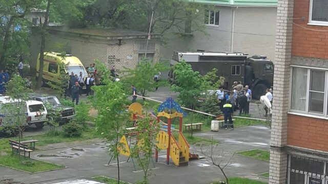 В Ставрополе после взрыва в многоэтажке эвакуировали школу