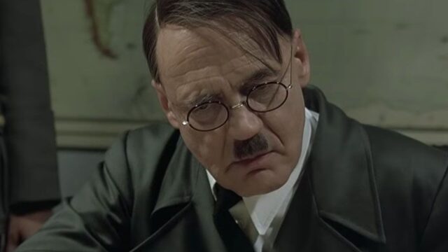 Сотрудника BP уволили за мем про Гитлера: теперь он отсудил компенсацию