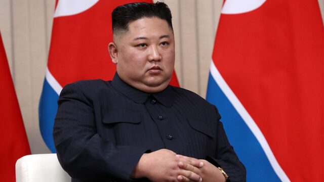 Куда пропал Ким Чен Ын? Лидер Северной Кореи не появлялся на публике больше недели — по слухам, ему сделали операцию на сердце
