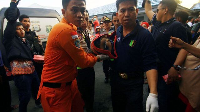 В Индонезии второй раз за две недели затонул переполненный паром