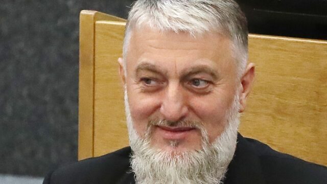 В Госдуме предложили проверить депутата Делимханова. Он пригрозил отрезать головы членам семьи Янгулбаевых