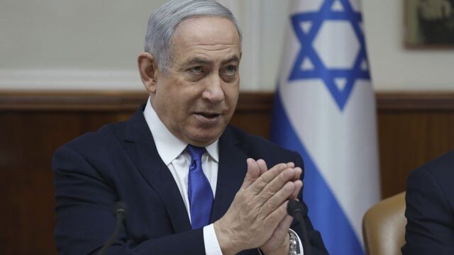 Нетаньяху решил попросить об иммунитете от уголовного преследования