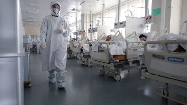 Глава Минздрава России заявил, что в стране есть случаи повторного заражения коронавирусом