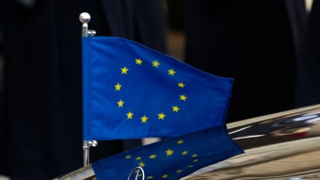 Россия запретила въезд в страну высшему руководству ЕС в ответ на санкции