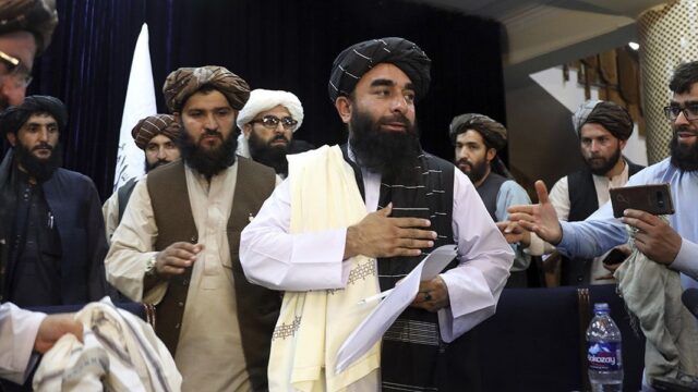 Первая пресс-конференция талибов в Кабуле: главное