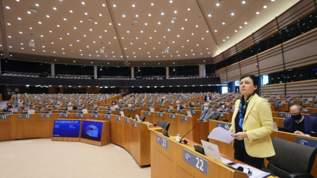 Европарламент принял резолюции о санкциях против Беларуси и Турции