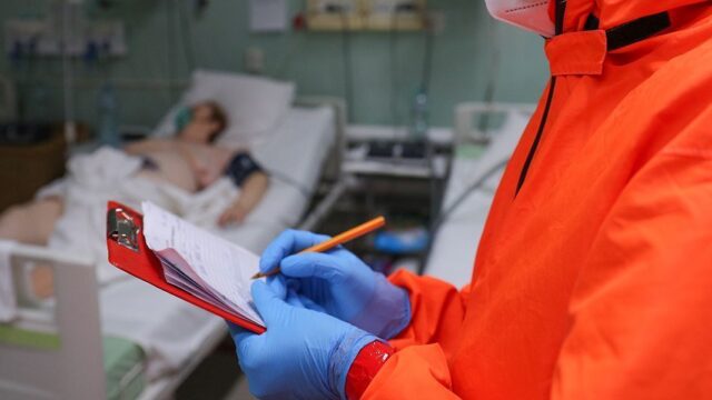 В Москве зафиксировали минимальную смертность от коронавируса с 11 июня