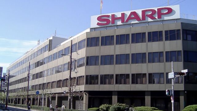 Компания Sharp выкупит одно из подразделений фирмы Toshiba за $36 млн