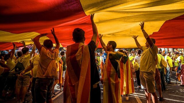 В Испании начали расследование против мэров 700 городов из-за референдума о статусе Каталонии