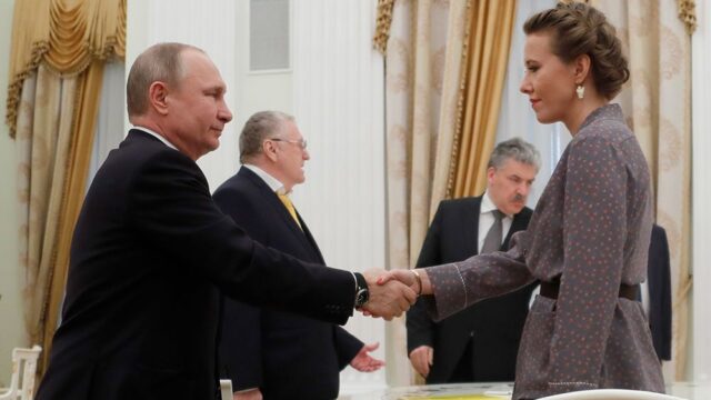 Собчак передала Путину список политзаключенных