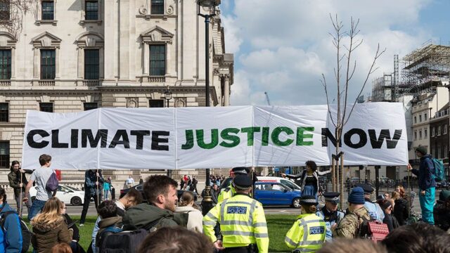 Тереза Мэй заявила, что к 2050 году Британия полностью сократит выбросы парниковых газов