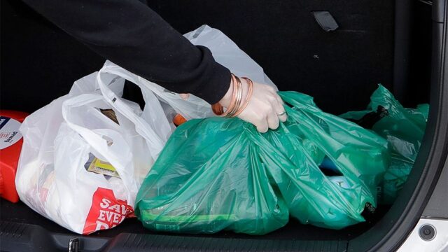 В Канаде до конца 2021 года запретят одноразовые изделия из пластика