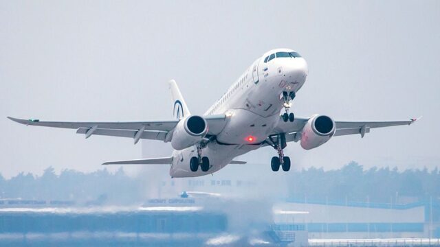 Минтранс России: для приостановки полетов Sukhoi Superjet нет оснований