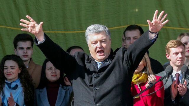 Украинский телеканал «1+1» пожаловался на давление со стороны президента Петра Порошенко