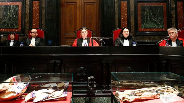 Гражданина Франции приговорили к пожизненному заключению за стрельбу в Еврейском музее в Брюсселе