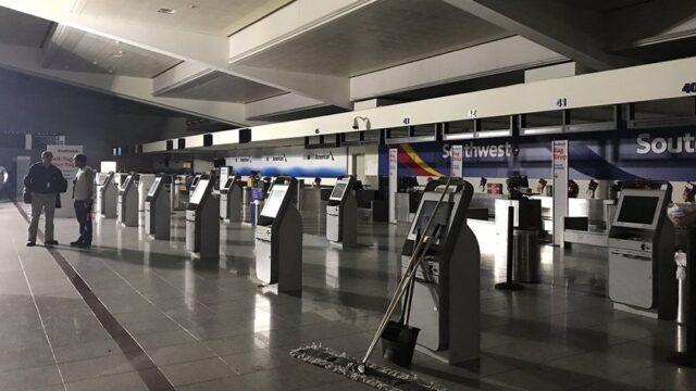 В международном аэропорту Атланты восстановили подачу электричества через 11 часов