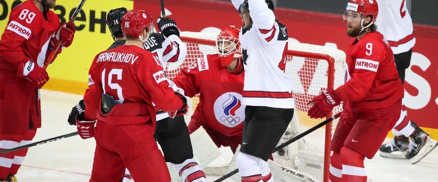 Сборная России по хоккею проиграла канадцам в четвертьфинале ЧМ