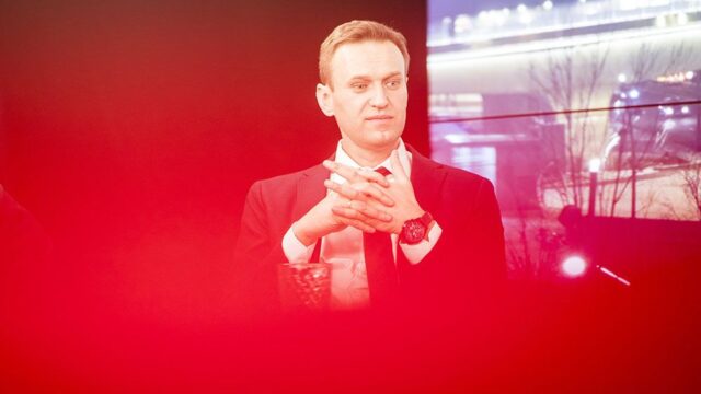 Навальный призвал ЕС не признавать итоги выборов в Госдуму и наложить санкции на российских олигархов