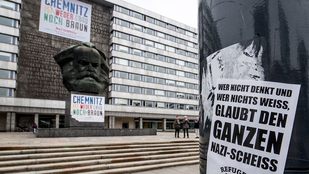В Германии задержали членов ультраправой группировки «Революция Хемниц», которые планировали нападения на мигрантов