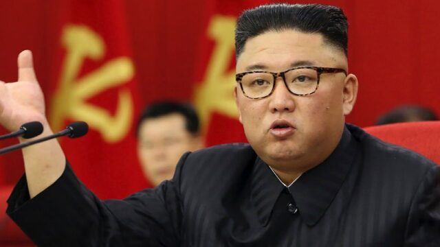 Ким Чен Ын призвал готовиться как к диалогу, так и к конфронтации с США