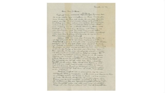 «Письмо о Боге» Эйнштейна продали на аукционе почти за $3 млн